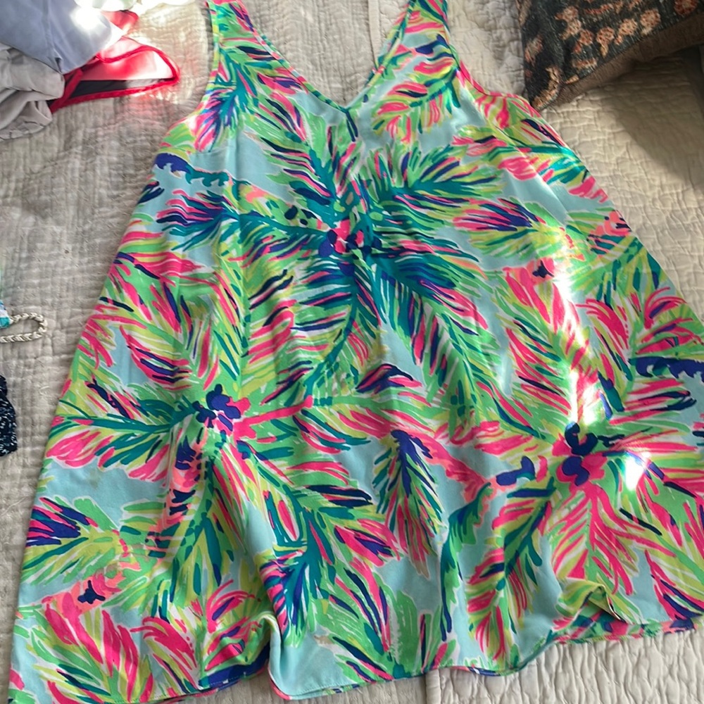 Iilly Pulitzer dress size XL, great for a beach coverup!